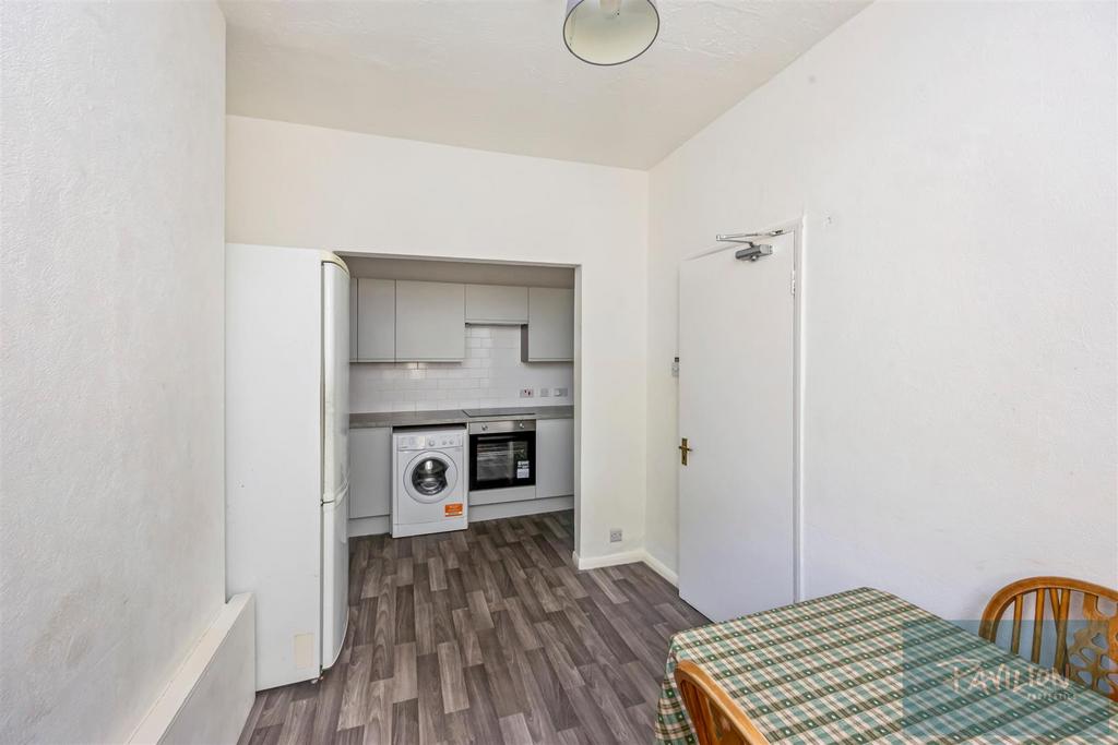 Ditchling Road, 116 010.JPG