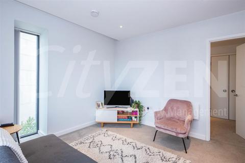 2 bedroom flat to rent, Bury Street, Salford M3