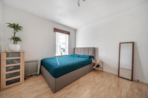 1 bedroom flat for sale, High Wycombe,  Buckinghamshire,  HP11