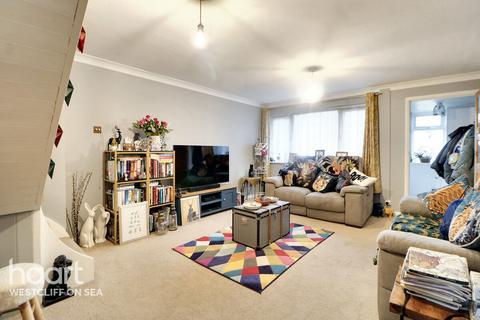 2 bedroom semi-detached house for sale, Sandpiper Close, Southend-on-Sea