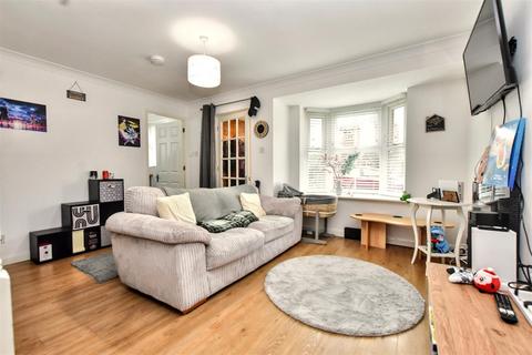 2 bedroom terraced house for sale, Quebec Close, Eastbourne