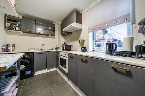 1 bedroom maisonette for sale, Maple Road, Hayes, UB4