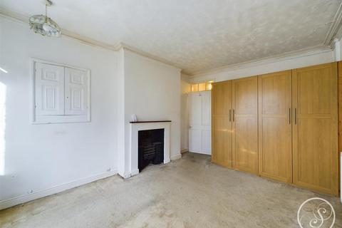 2 bedroom terraced house for sale, Colton Road, Whitkirk, Leeds