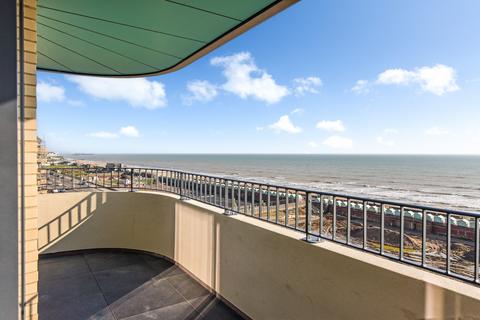 3 bedroom apartment for sale, Argentum, Kingsway, Hove Seafront