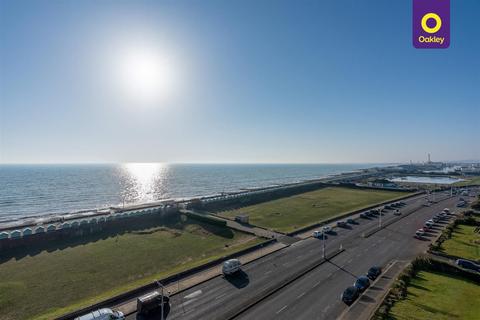 3 bedroom apartment for sale, Argentum, Kingsway, Hove Seafront