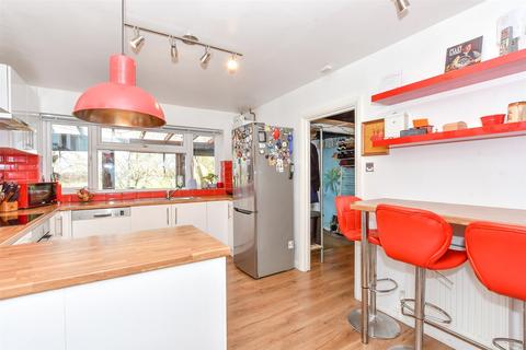 3 bedroom maisonette for sale, Market Parade, Havant, Hampshire