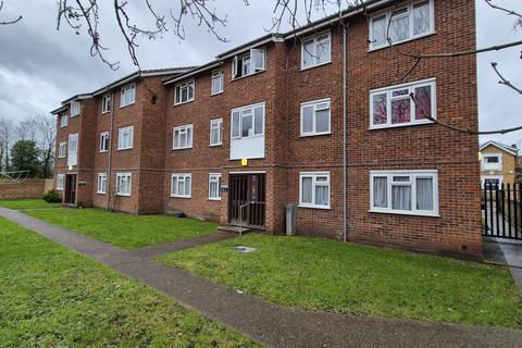 Riverside Court, Woodlands Road, TW7