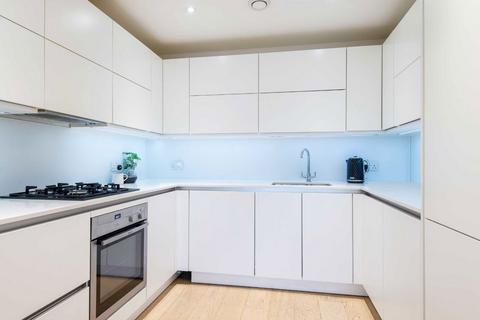 1 bedroom flat to rent, Triangle Road, London E8