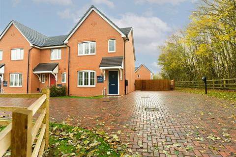 3 bedroom end of terrace house for sale, Plot 126 - The Harper, Darwin's Edge, Shrewsbury