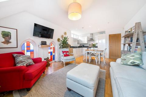 2 bedroom flat for sale, Earlsfield Road, Earlsfield