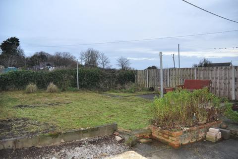 2 bedroom semi-detached house to rent, Maes Y Mynydd, Holyhead