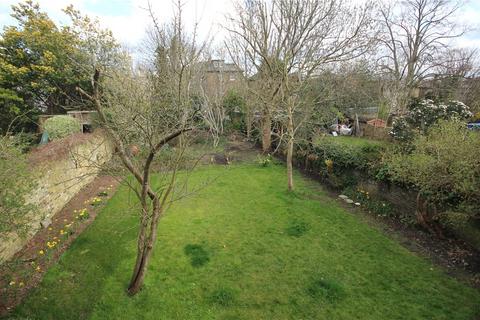 1 bedroom apartment to rent, Blakesley Avenue, Ealing, London, UK, W5