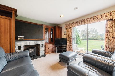 1 bedroom bungalow for sale, St Mellion Estate