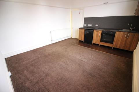 1 bedroom flat to rent, Chambres Road, Southport, PR8