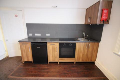 1 bedroom flat to rent, Chambres Road, Southport, PR8