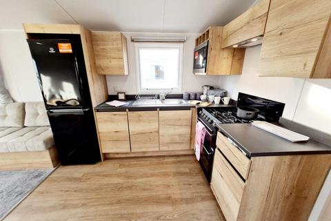 2 bedroom static caravan for sale, Seawick Holiday Park