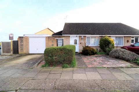 2 bedroom bungalow for sale, Wyatt Road, Crayford, Dartford, DA1