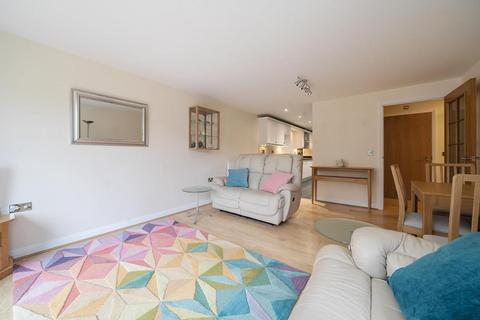 2 bedroom flat for sale, Basingstoke,  Hampshire,  RG21