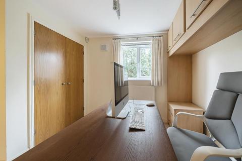 2 bedroom flat for sale, Basingstoke,  Hampshire,  RG21