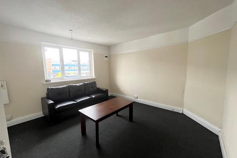 1 bedroom flat to rent, Coventry Road, Sheldon, Birmingham