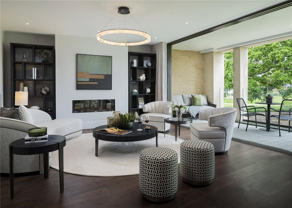 Show Home Sitting