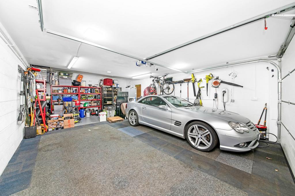 Integral garage