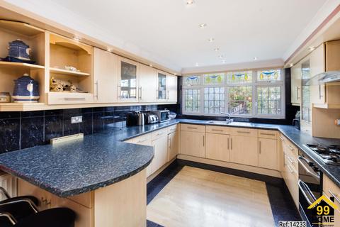 undefined, Evesham Way, Ilford, London, IG5