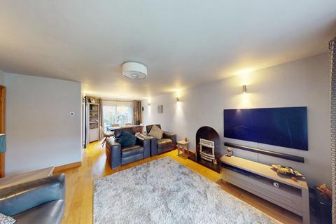 16 Allesley Close, Westhoughton, Bolton, BL5 3DW
