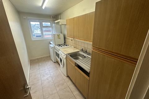 1 bedroom maisonette to rent, Sellwood Drive, EN5