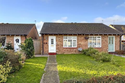 2 bedroom bungalow for sale, Admirals Walk, Littlehampton, West Sussex