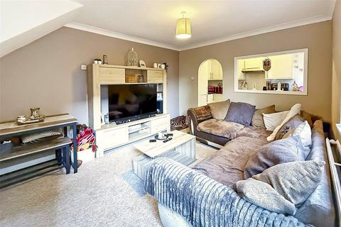 2 bedroom apartment for sale, Arundel Road, Littlehampton, West Sussex