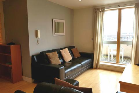 2 bedroom flat to rent, Leeds, UK, LS10