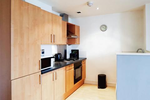 2 bedroom flat to rent, Leeds, UK, LS10