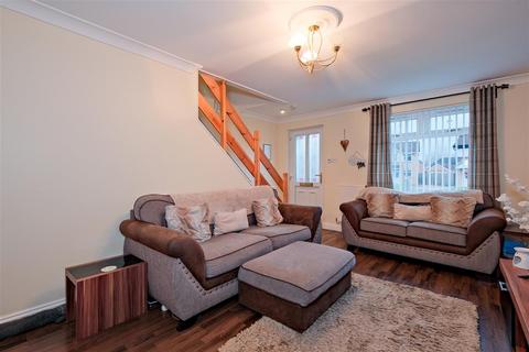 2 bedroom end of terrace house for sale, Robert Wynd, Newmains