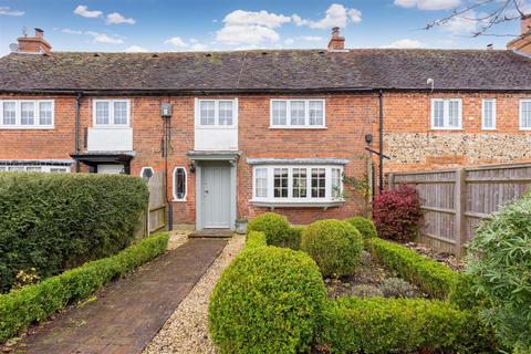 3 bedroom terraced house to rent, 2 Rockwell End Cottages, Hambleden, Henley-On-Thames RG9