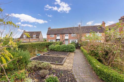 3 bedroom terraced house to rent, 2 Rockwell End Cottages, Hambleden, Henley-On-Thames RG9