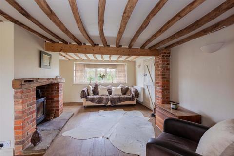 3 bedroom terraced house to rent, 2 Rockwell End Cottages, Hambleden, Henley-On-Thames RG9