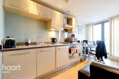 1 bedroom apartment for sale, Cross Green Lane, Leeds