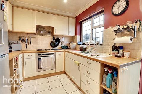 4 bedroom detached bungalow for sale, Enmore Road, Southall