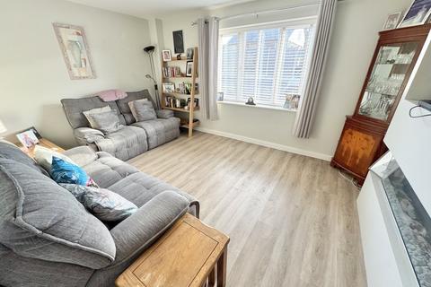 3 bedroom terraced house for sale, Leverett Gardens, Oakdale, Poole, BH15