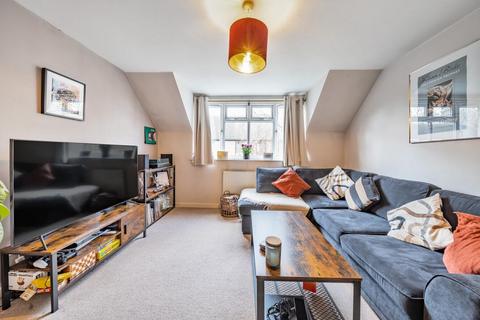 29 Wolftencroft Close, London, SW11 2LB