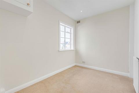 3 bedroom maisonette for sale, Barnes High Street, London, SW13