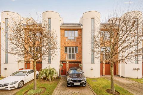 undefined, Tallow Road, The Island, Brentford