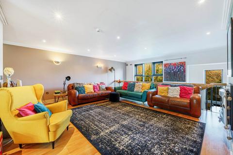 undefined, Tallow Road, The Island, Brentford