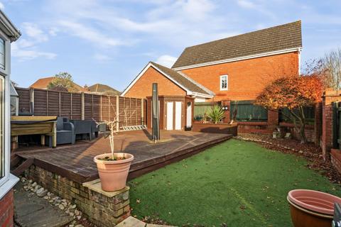 3 bedroom detached house for sale, Strawberry Mead, Hampshire SO50