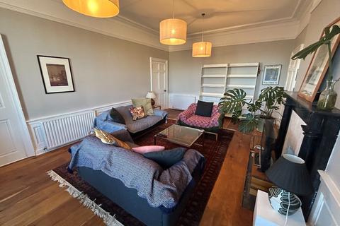 4 bedroom flat to rent, Bernard Street, Leith, Edinburgh, EH6