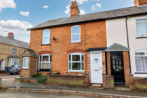 3 bedroom terraced house for sale, Manor Road, Banbury