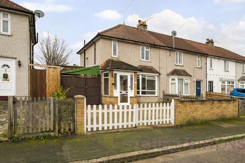 3 bedroom semi-detached house to rent, Kingsholm Gardens, Eltham