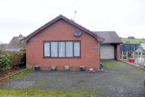 2 bedroom detached bungalow to rent, Mount Road, Llanfair Caereinion SY21