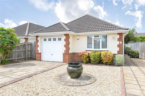 2 bedroom bungalow for sale, Keysworth Avenue, Barton on Sea, New Milton, Hampshire, BH25